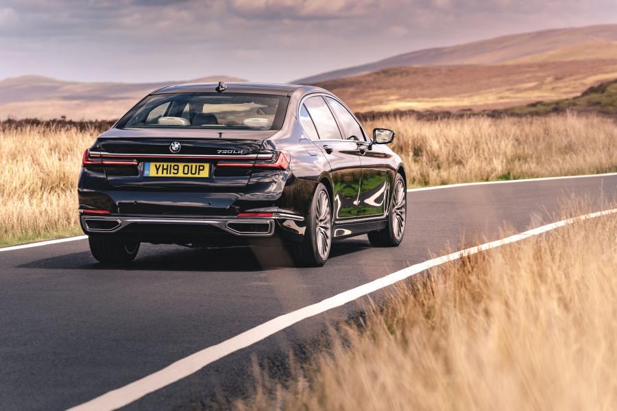  BMW 730Ld (G12) 2019 года  (UK) (фото 12 из 36)